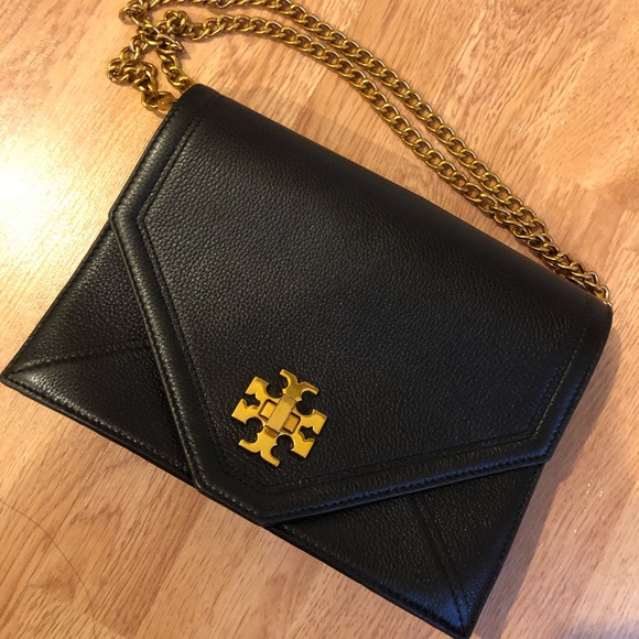 Tory Burch Handbags - Tory Burch crossbody or shoulder bag